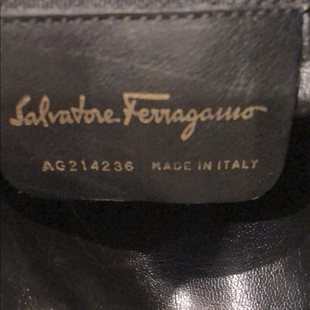 Authentic VTG Salvatore Ferragamo Tiered  Bucket  Tote Bag - Very Good Condition - Picture 5 of 9